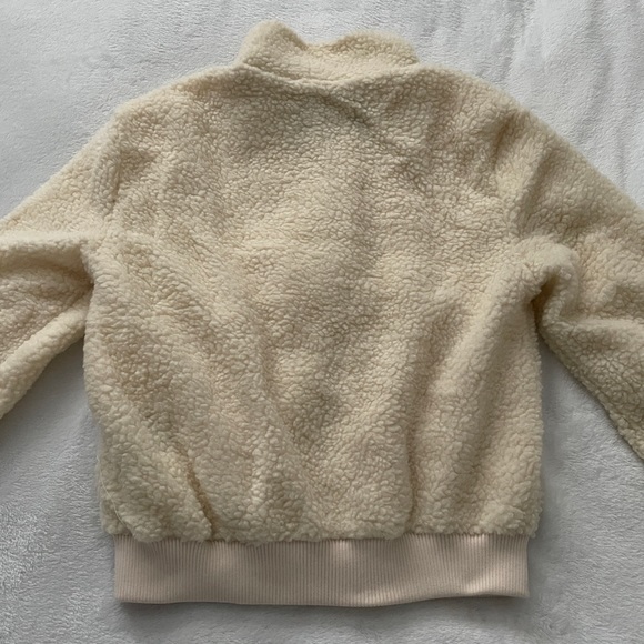 Fashion Nova “Cool n’ collected” Sherpa jacket - Picture 6 of 10